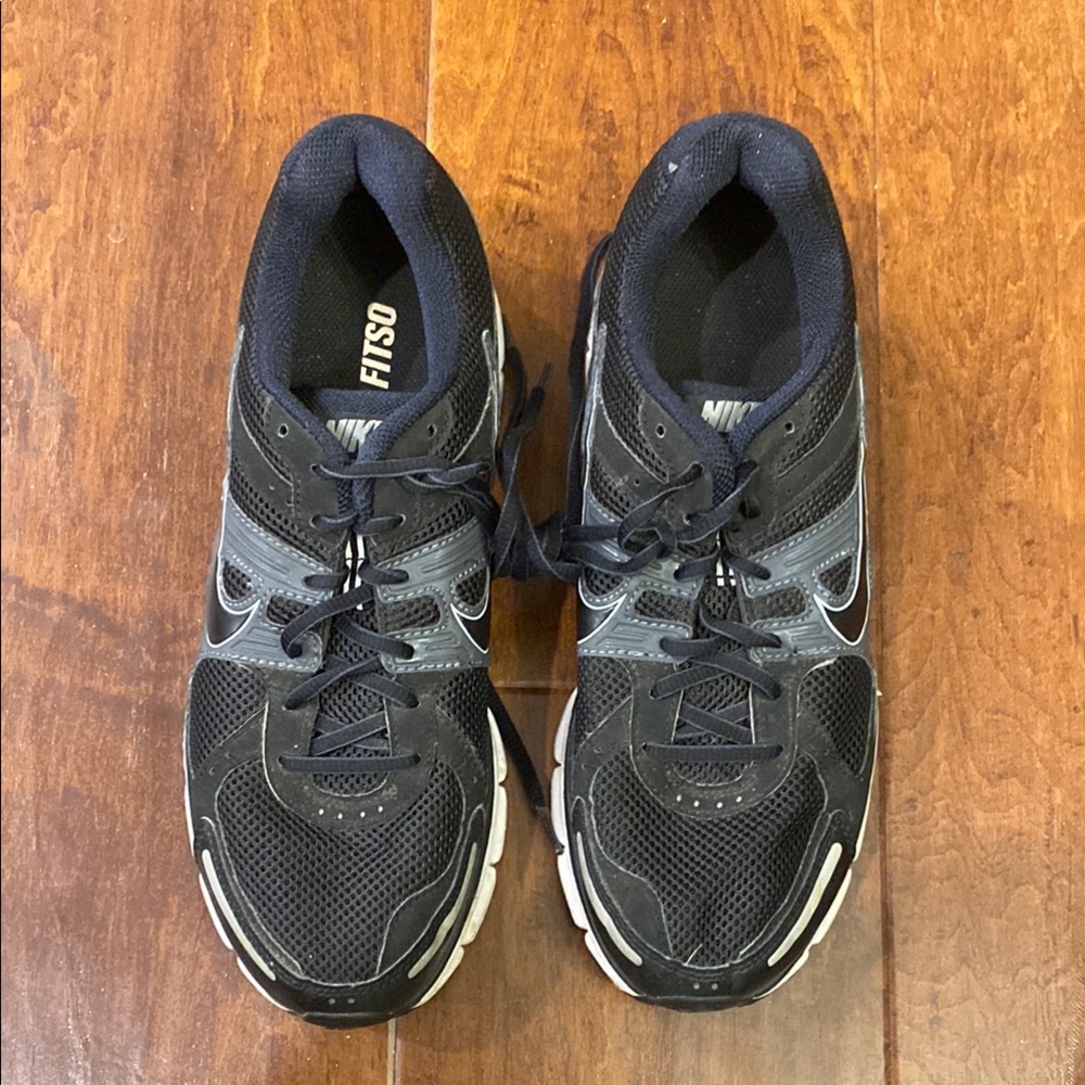 Nike Men's Black Zoom Air Pegasus 27 Running Shoes